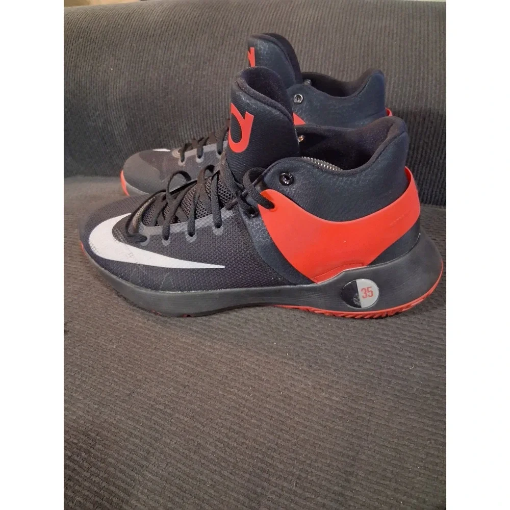 Nike Basketball Shoes Size 10.5 KD Trey 5 IV Red Black